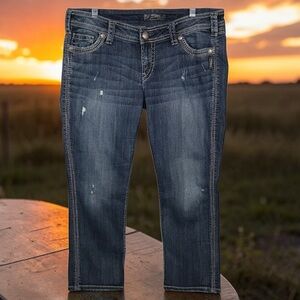 Silver Jeans Co. Twisted Capri